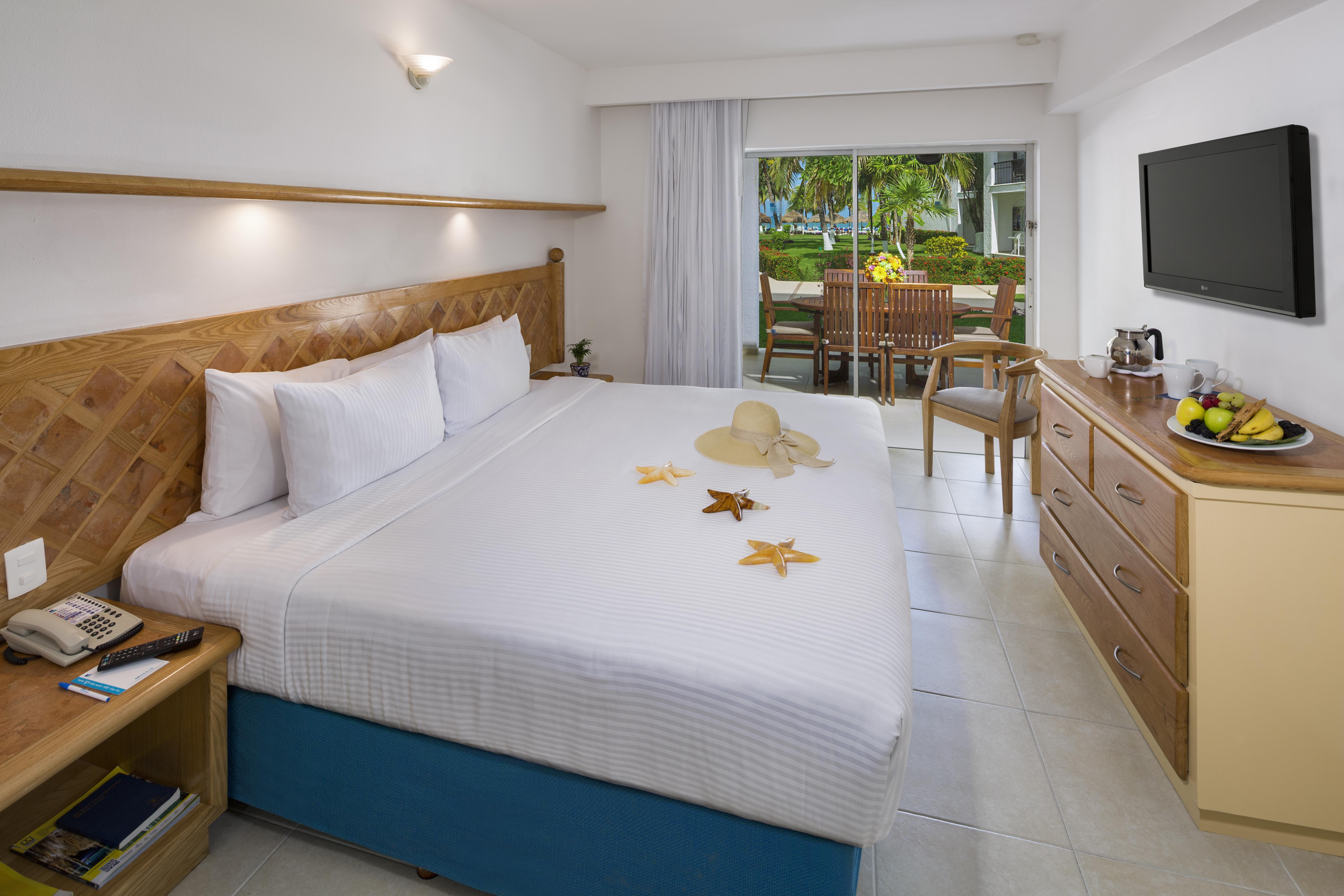 Beachscape Kin Ha Villas&suites Hotel