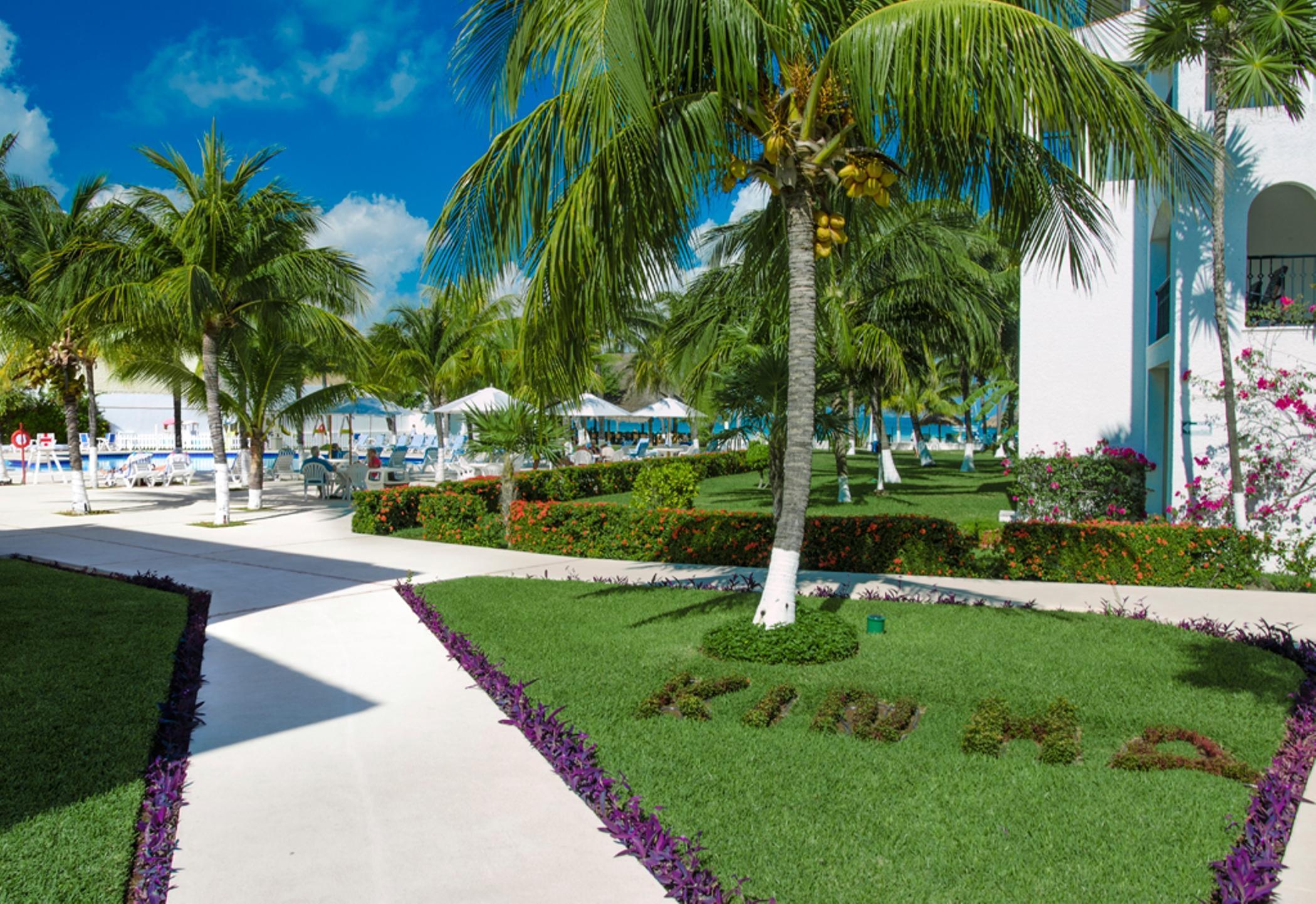Beachscape Kin Ha Villas&suites