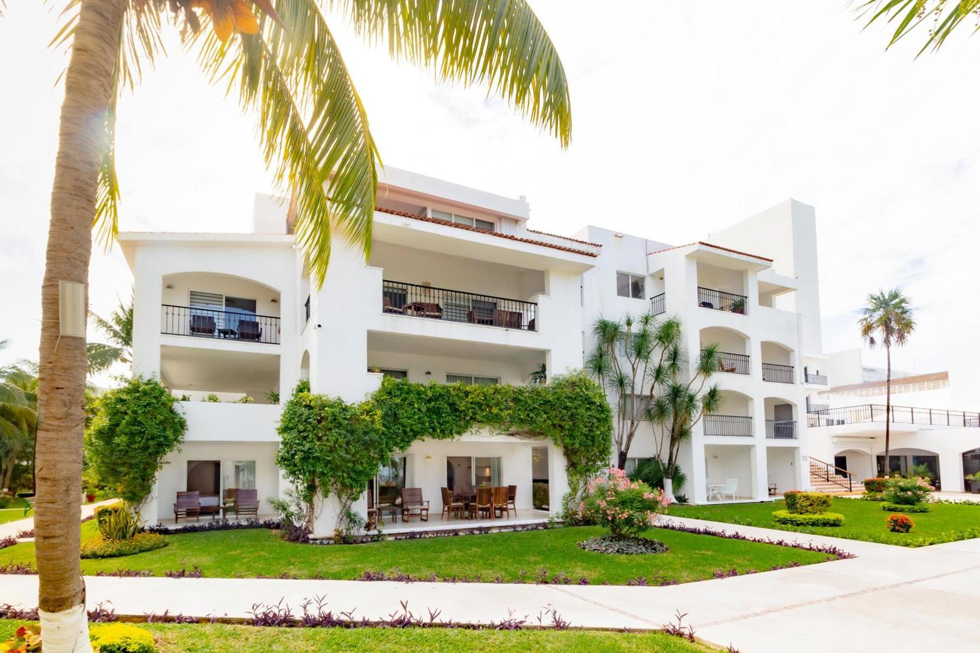Beachscape Kin Ha Villas&suites Hotel 4*