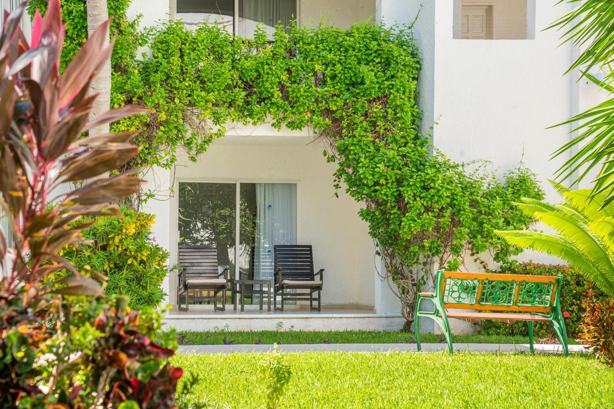 Beachscape Kin Ha Villas&suites